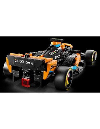 COCHE DE CARRERAS DE FÓRMULA 1 MCLAREN 2