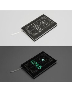 CUADERNO CON LUZ LUMOS
